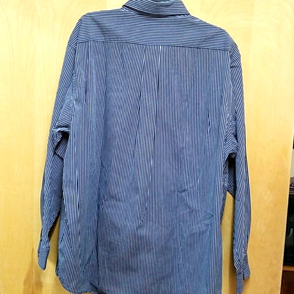 Roundtree And Yorke Button Down - image 4